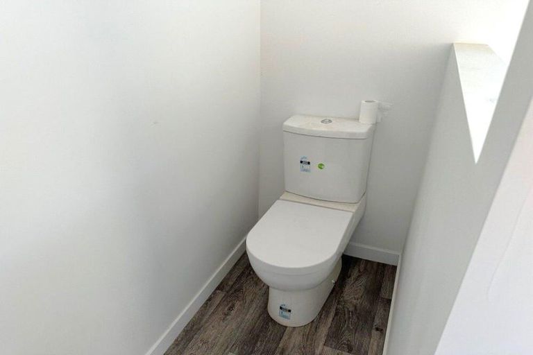 Photo of property in 42 Tennyson Street, Dannevirke, 4930