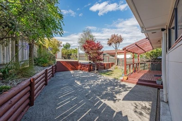 Photo of property in 72 Fraser Drive, Feilding, 4702