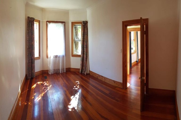 Photo of property in 33-33a Onehunga Mall, Onehunga, Auckland, 1061