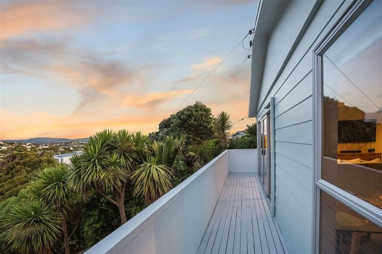 Photo of property in 57 Gordon Road, Plimmerton, Porirua, 5026