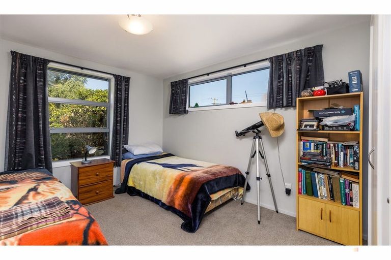 Photo of property in 84 Timaru Road, Waimate, 7924