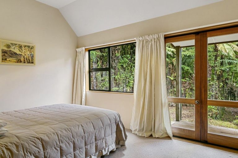 Photo of property in 62 Hauraki Terrace, Pukawa Bay, Turangi, 3381