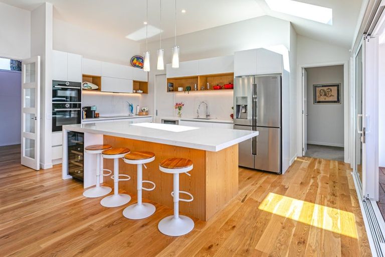 Photo of property in 7 Capstan Crescent, Whitianga, 3510