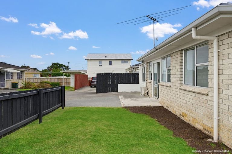 Photo of property in 1/5 Royal Arch Place, Rosehill, Papakura, 2113