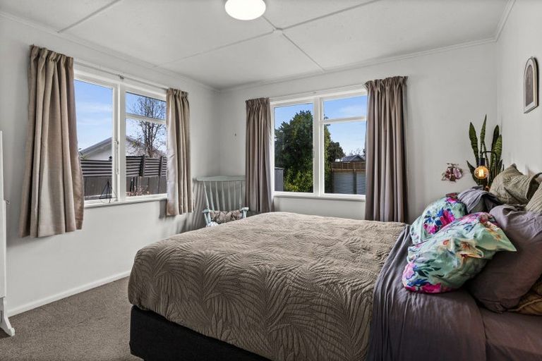 Photo of property in 12 Fleming Crescent, Maraenui, Napier, 4110