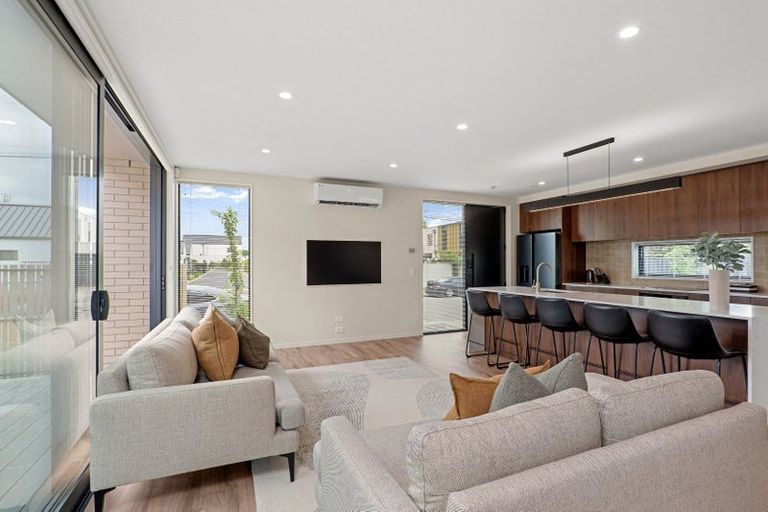 Photo of property in 47a Browns Road, St Albans, Christchurch, 8014