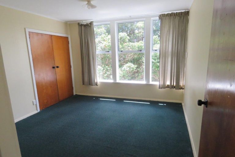 Photo of property in 19 Cook Street, Marfell, New Plymouth, 4310