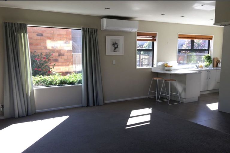 Photo of property in 17b Burdale Street, Riccarton, Christchurch, 8011