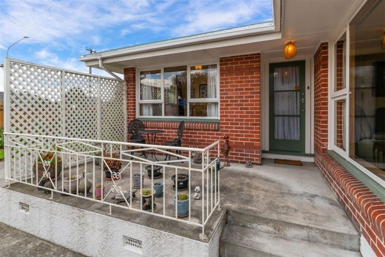 Photo of property in 299 Wairakei Road, Bryndwr, Christchurch, 8053