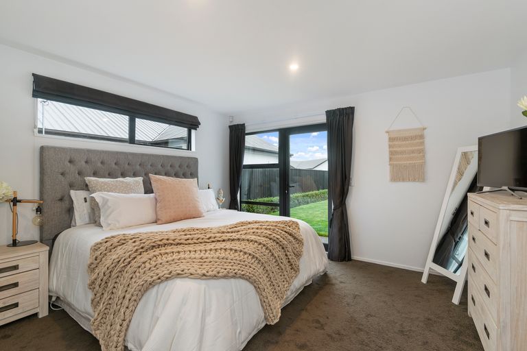 Photo of property in 141 Bibiana Street, Aidanfield, Christchurch, 8025