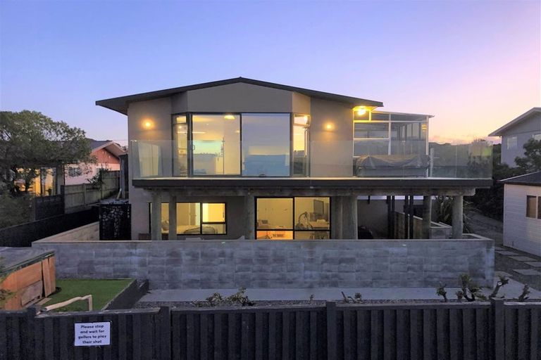 Photo of property in 21 Broadsea Avenue, Ruby Bay, Mapua, 7005