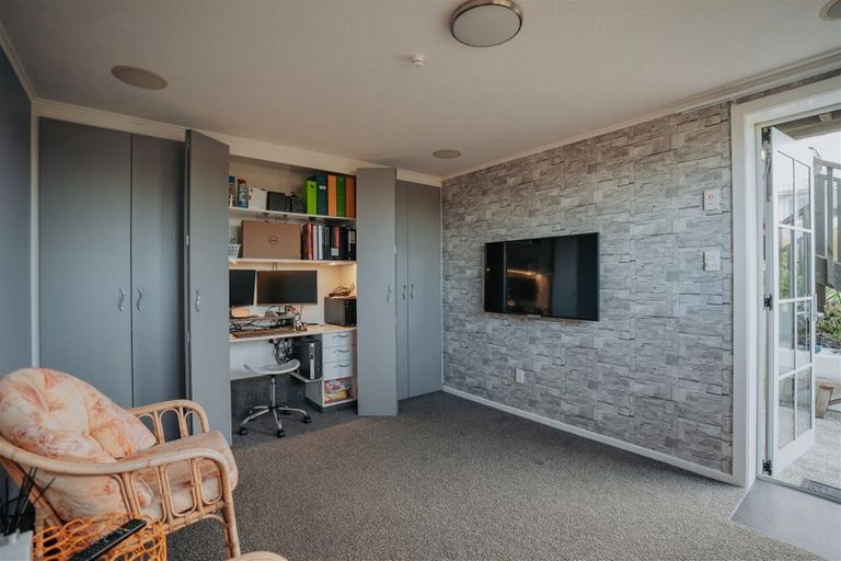 Photo of property in 99 Wilson Road, Balclutha, 9230