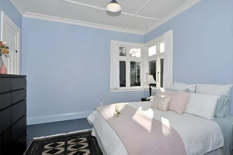 Photo of property in 79 Parkvale Road, Karori, Wellington, 6012