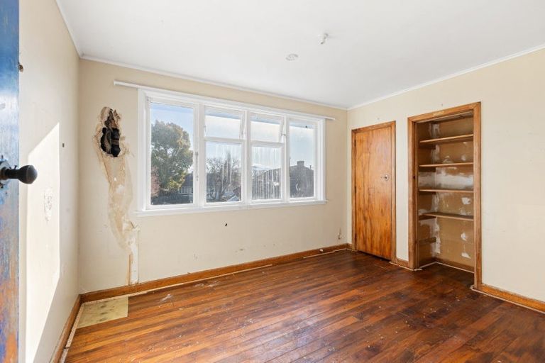 Photo of property in 8-10 Dix Crescent, Riversdale, Blenheim, 7201