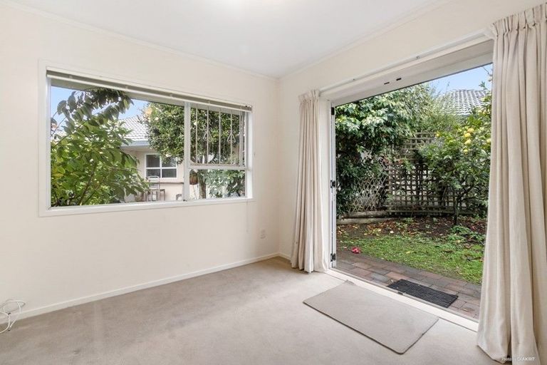 Photo of property in 19/10 Gerard Way, Saint Johns, Auckland, 1072