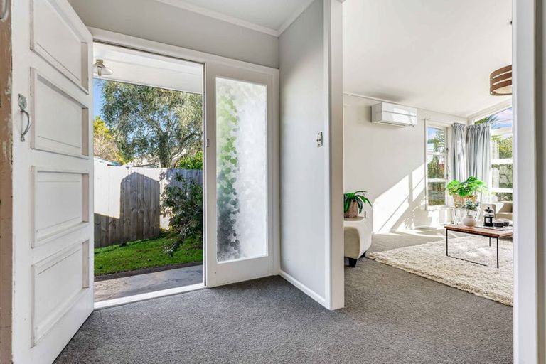 Photo of property in 49 English Street, St Andrews, Hamilton, 3200