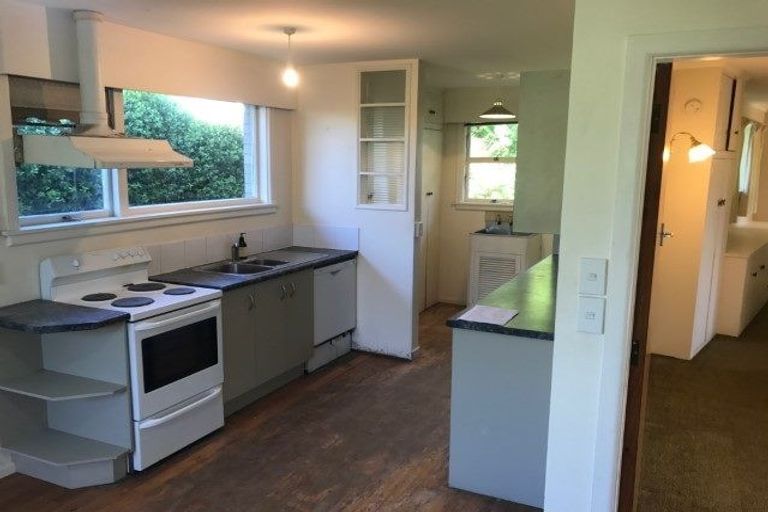 Photo of property in 6 Woodford Terrace, Ilam, Christchurch, 8053