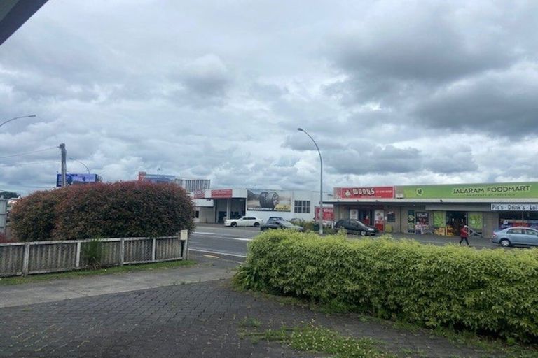 Photo of property in 2 Takahe Street, Frankton, Hamilton, 3204