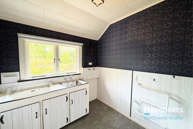 Photo of property in 86 Tawa Road, Kumeu, 0891