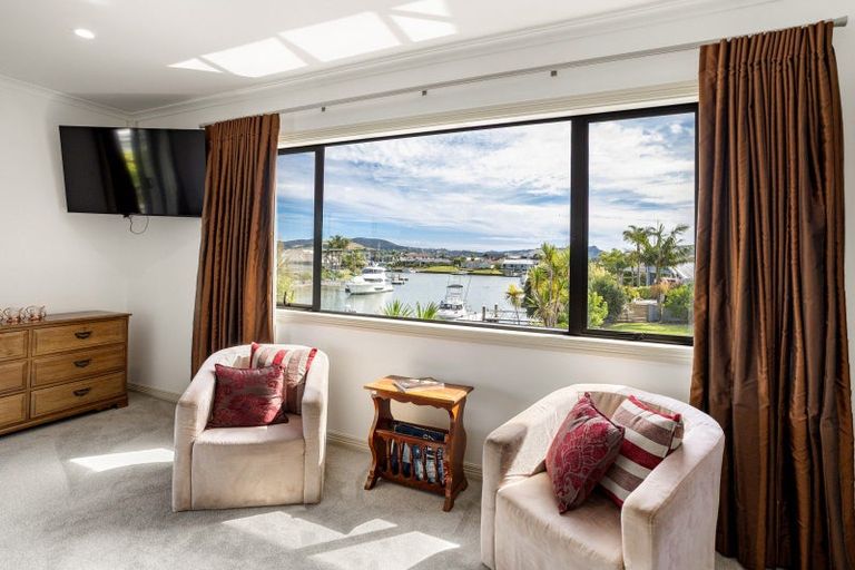 Photo of property in 12 Pelican Place, Whitianga, 3510