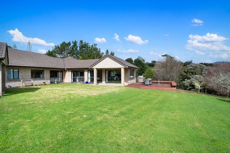 Photo of property in 58e Mcentee Road, Waitakere, Auckland, 0816