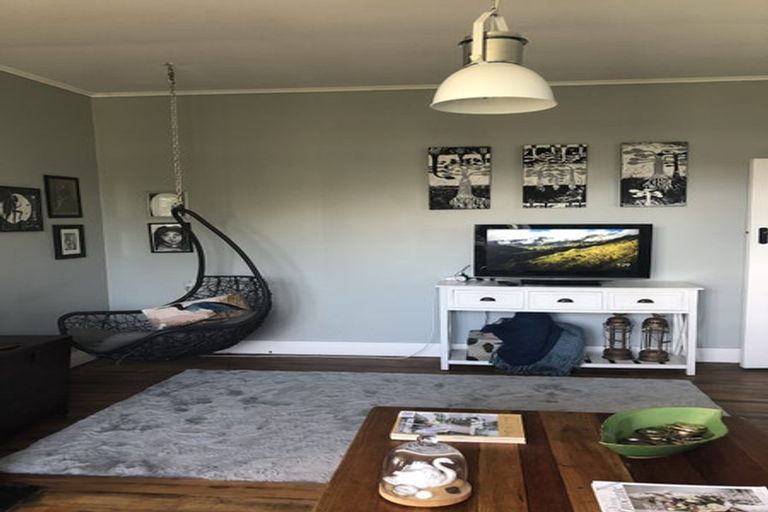 Photo of property in 25 Cobden Street, Westport, 7825