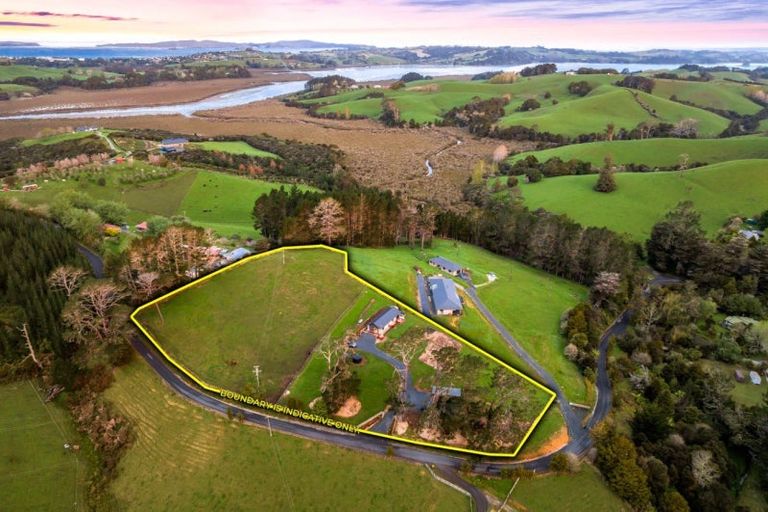 Photo of property in 321 Hepburn Creek Road, Warkworth, 0981