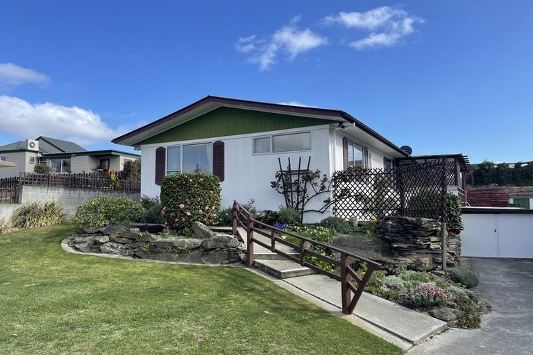 Photo of property in 4 Hart Place, Bridge Hill, Alexandra, 9320