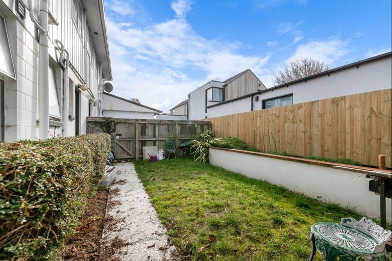 Photo of property in 3/40 Leinster Road, Merivale, Christchurch, 8014