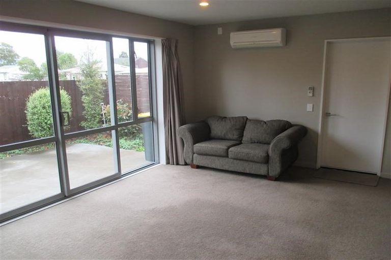 Photo of property in 1/13 Elizabeth Street, Riccarton, Christchurch, 8011