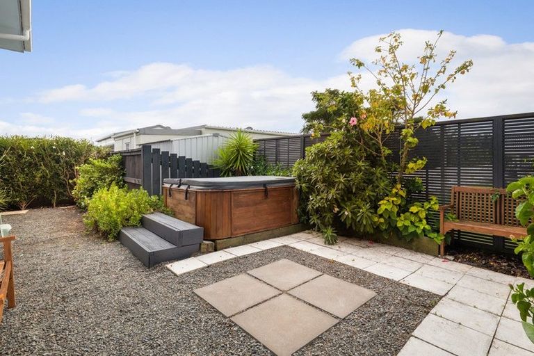 Photo of property in 6 Reel Road, Athenree, Waihi Beach, 3611