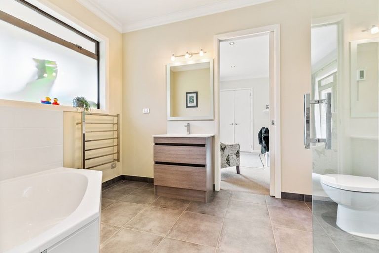 Photo of property in 20 Matatea Road, Waimauku, 0881