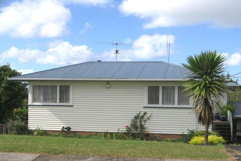 Photo of property in 10 Mildmay Road, Henderson, Auckland, 0610