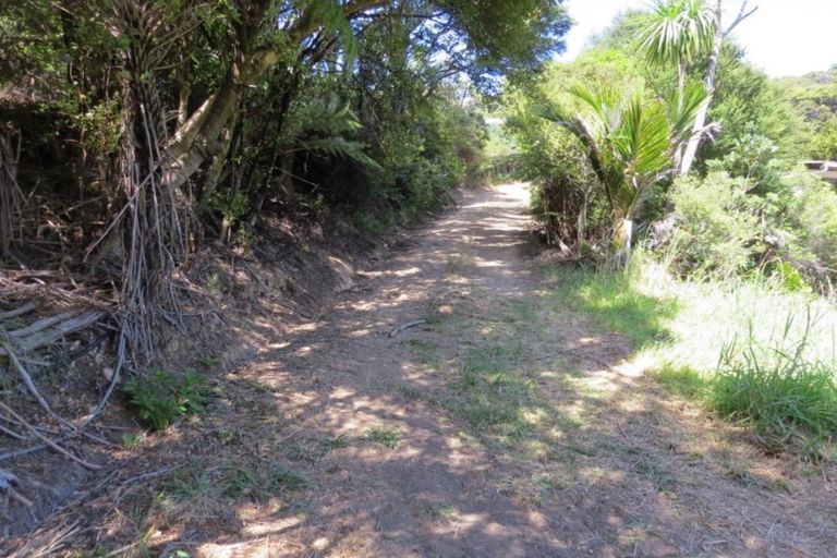 Photo of property in 31 Little Bay Drive, Waikawau, Coromandel, 3584