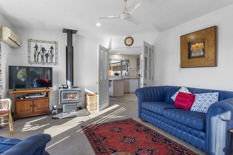 Photo of property in 5b Norton Place, Woodend, 7610