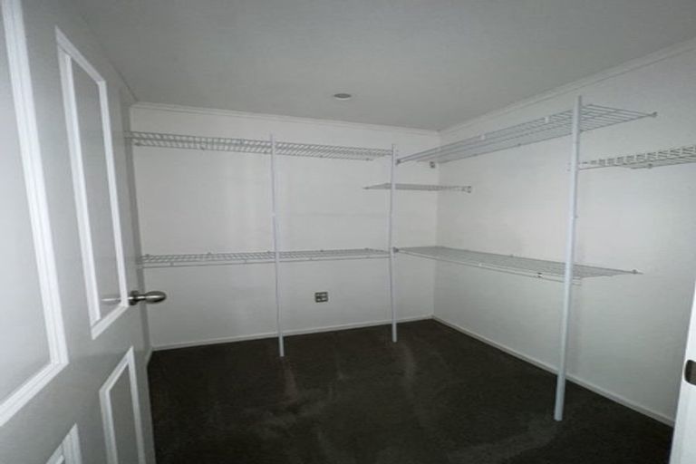 Photo of property in 2 Bellbird Rise, Murrays Bay, Auckland, 0630