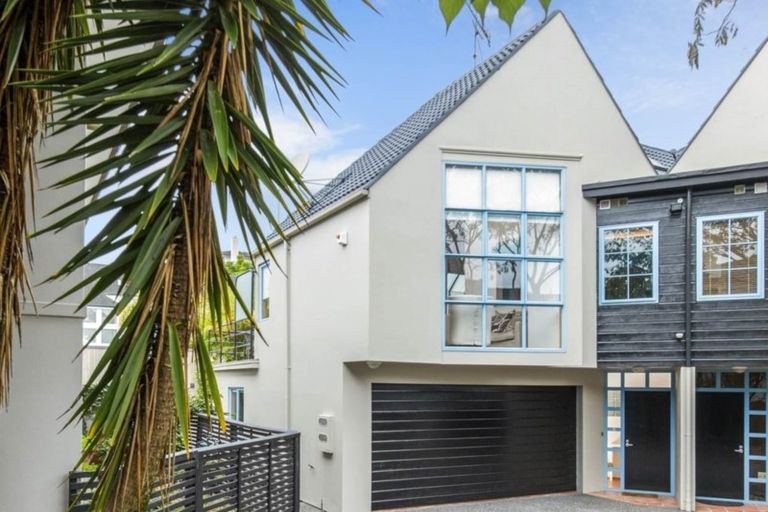 Photo of property in 2/42 Goldie Street, Saint Heliers, Auckland, 1071