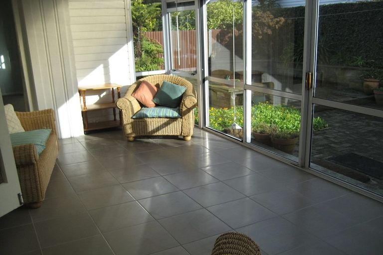 Photo of property in 5 Mcdougall Avenue, St Albans, Christchurch, 8014