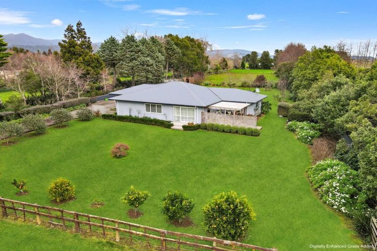 Photo of property in 1098 Queen Street East, Levin, 5571