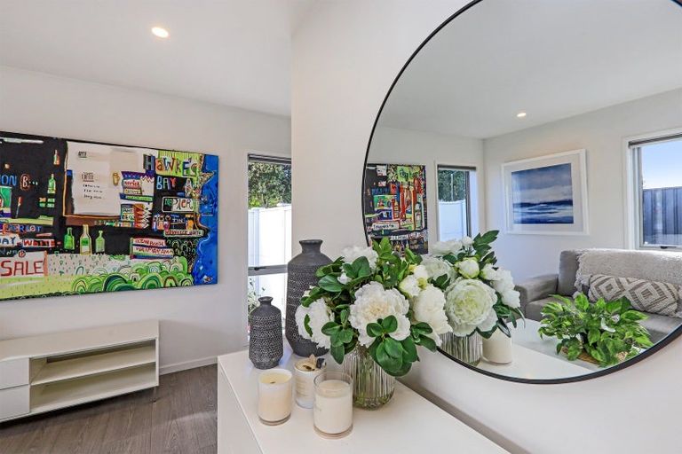 Photo of property in 103 King Street, Taradale, Napier, 4112