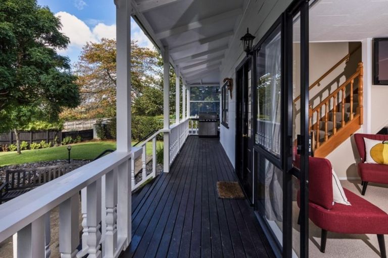 Photo of property in 54 Redlands Grove, Swanson, Auckland, 0612