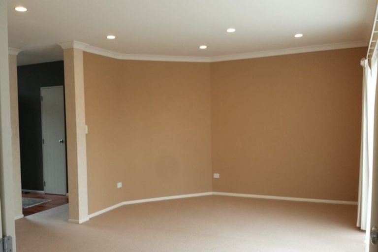 Photo of property in 18 Clavoy Place, East Tamaki, Auckland, 2016