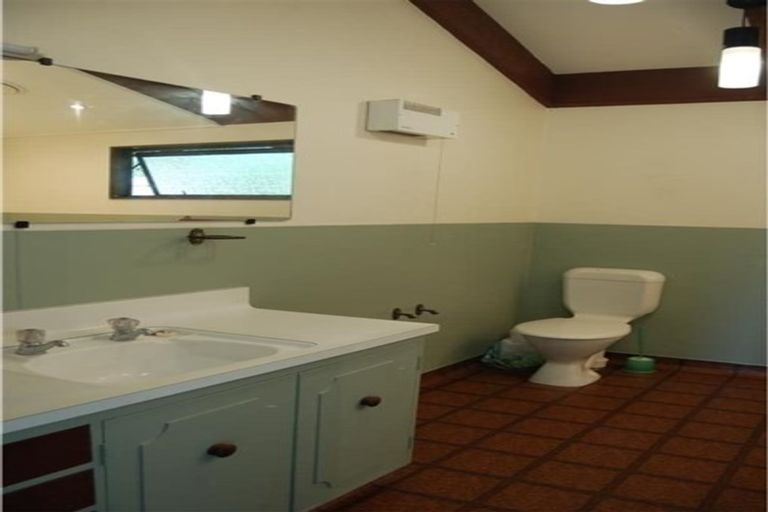 Photo of property in 27 Burns Road, Hospital Hill, Napier, 4110