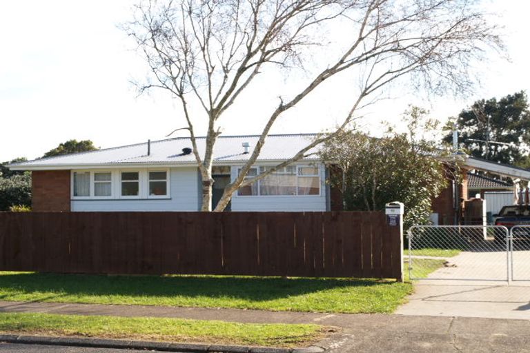 Photo of property in 30 Cranmere Crescent, Mangere East, Auckland, 2024