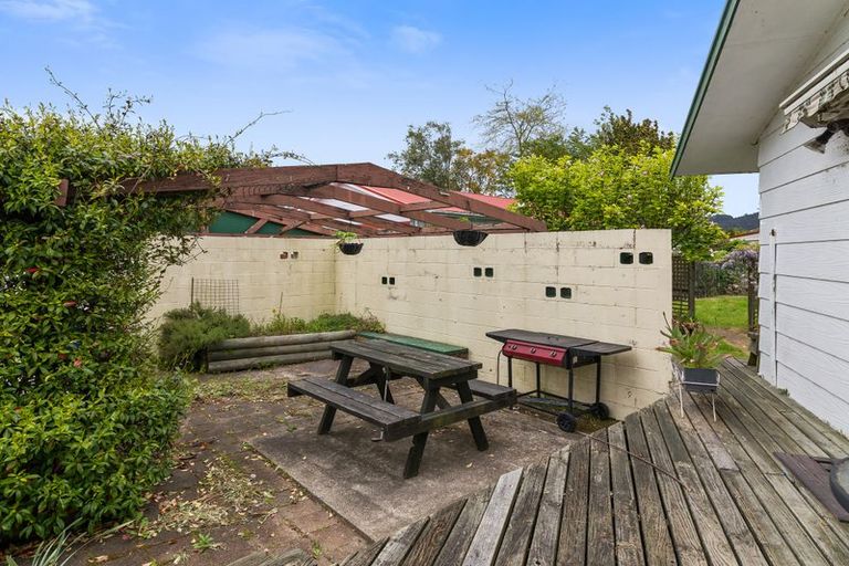 Photo of property in 19 Chaucer Place, Owhata, Rotorua, 3010