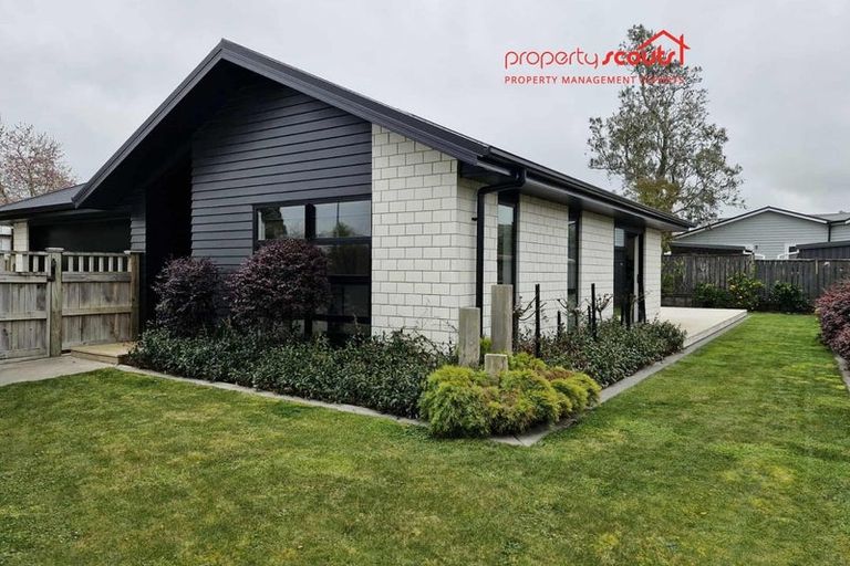 Photo of property in 32 Nikau Street, Inglewood, 4330