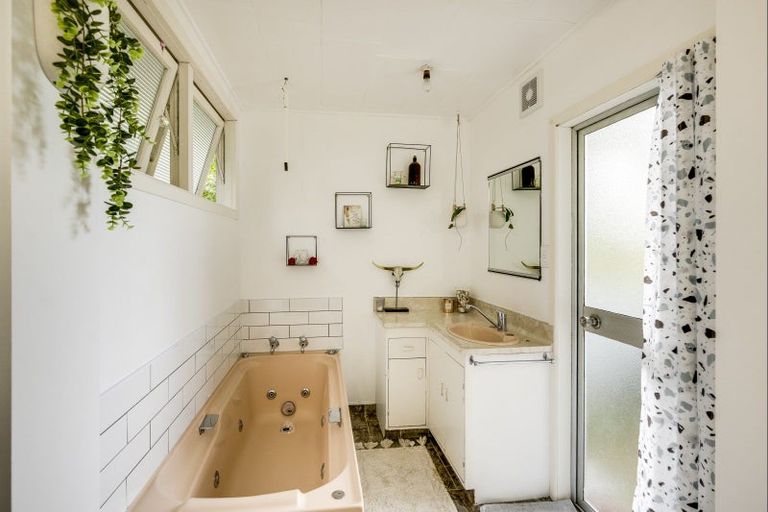 Photo of property in 2/204a Park Road South, Akina, Hastings, 4122