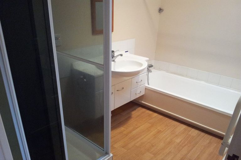 Photo of property in 1/160 Nile Road, Milford, Auckland, 0620