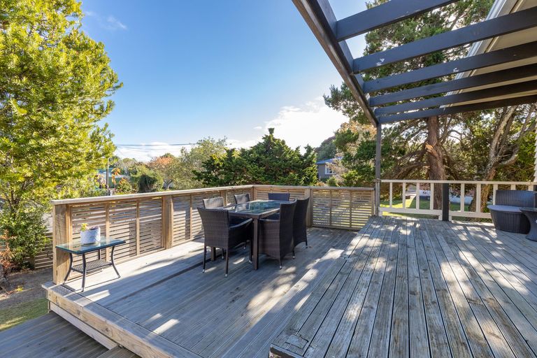 Photo of property in 4 Stoke Place, Awapuni, Palmerston North, 4412