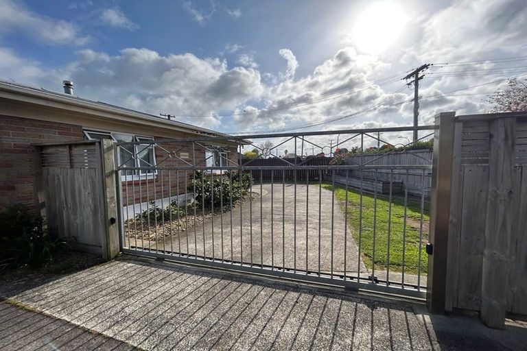 Photo of property in 5/42 Clevedon Road, Papakura, 2110